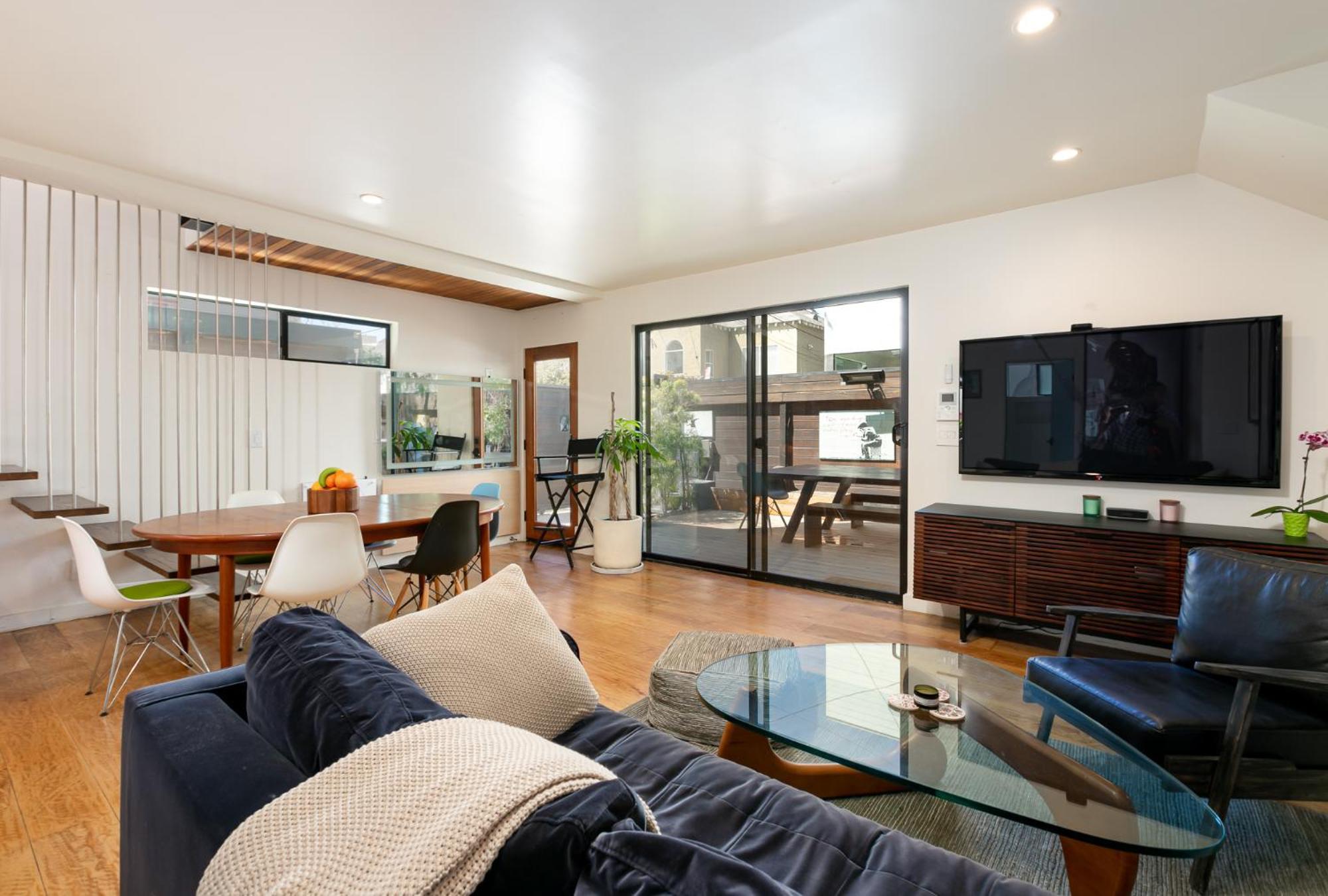 Venice Skydeck House With Rooftop, Parking, 2bd, 2bath, Steam Sauna Ferienhaus